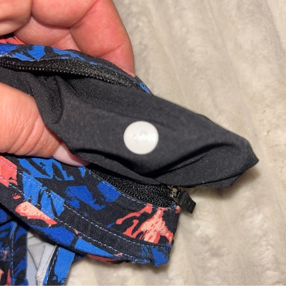 Lululemon Athletica Blue and Pink Athletic Running Tracker shorts - Picture 6 of 8